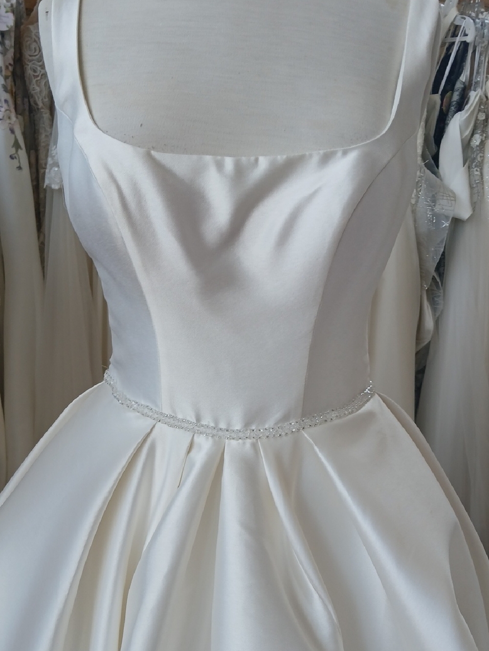 Elegant Satin Ball Gown Wedding Dress in Ivory - Picture 3 of 8